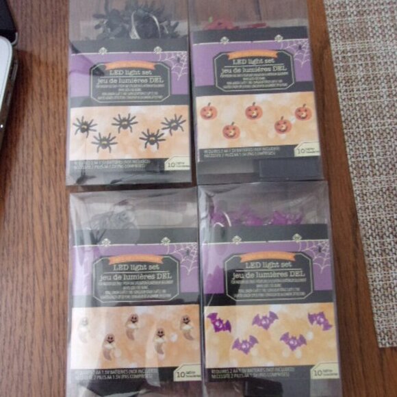 Bundle of 4 Halloween LED light set-pumpkins, bats, spiders and ghosts new - Picture 2 of 2